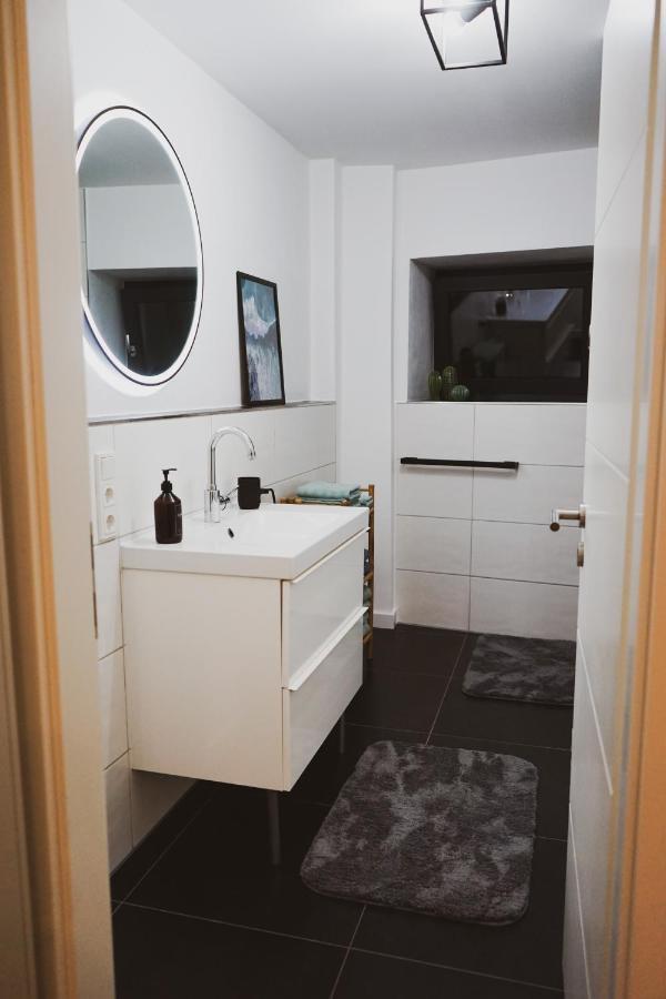 Stilvolles City-Loft Mit Privatem Whirlpool เทรียร์ ภายนอก รูปภาพ